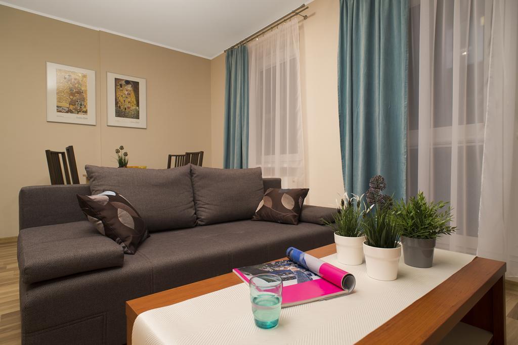 Apartamenty Tww Ochota Varsóvia Quarto foto