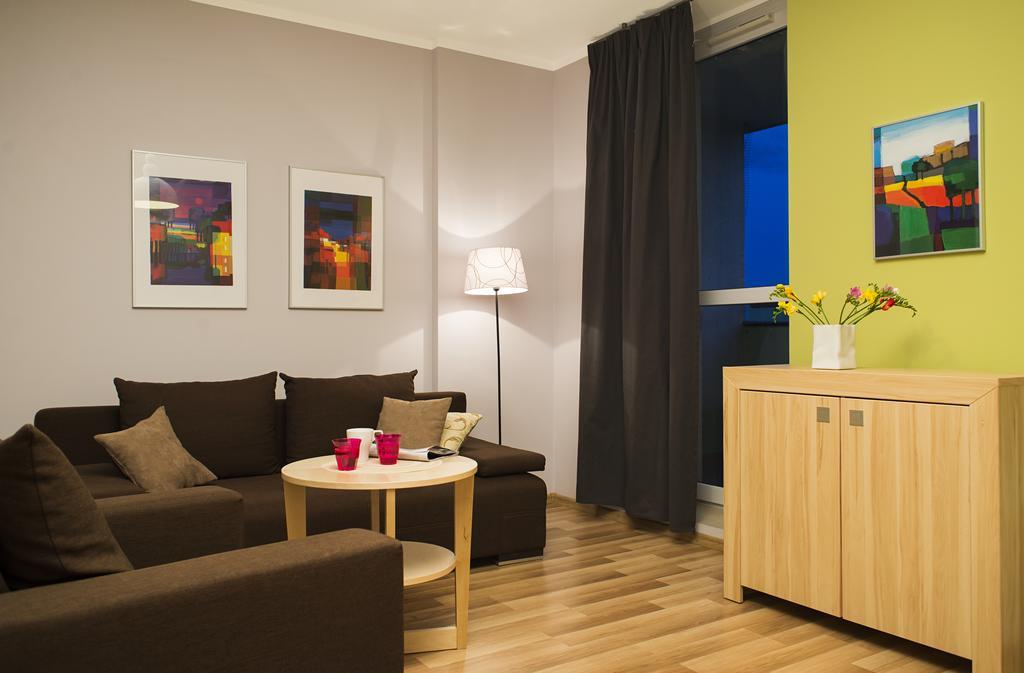 Apartamenty Tww Ochota Varsóvia Quarto foto