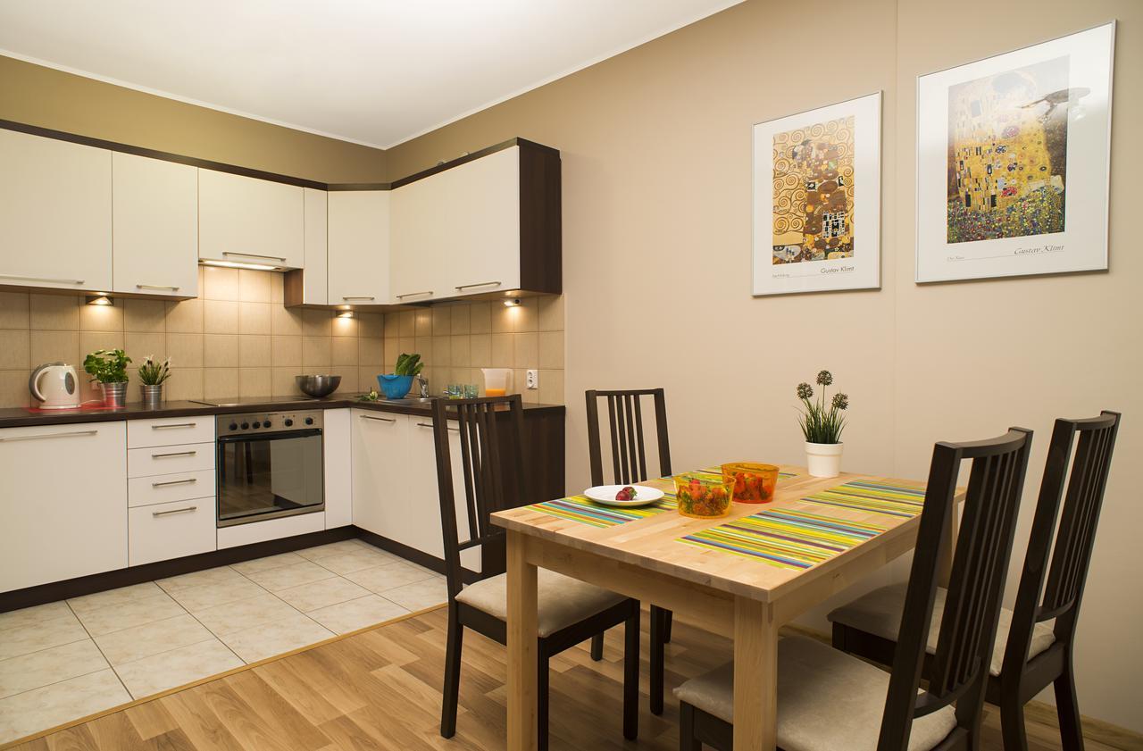 Apartamenty Tww Ochota Varsóvia Exterior foto
